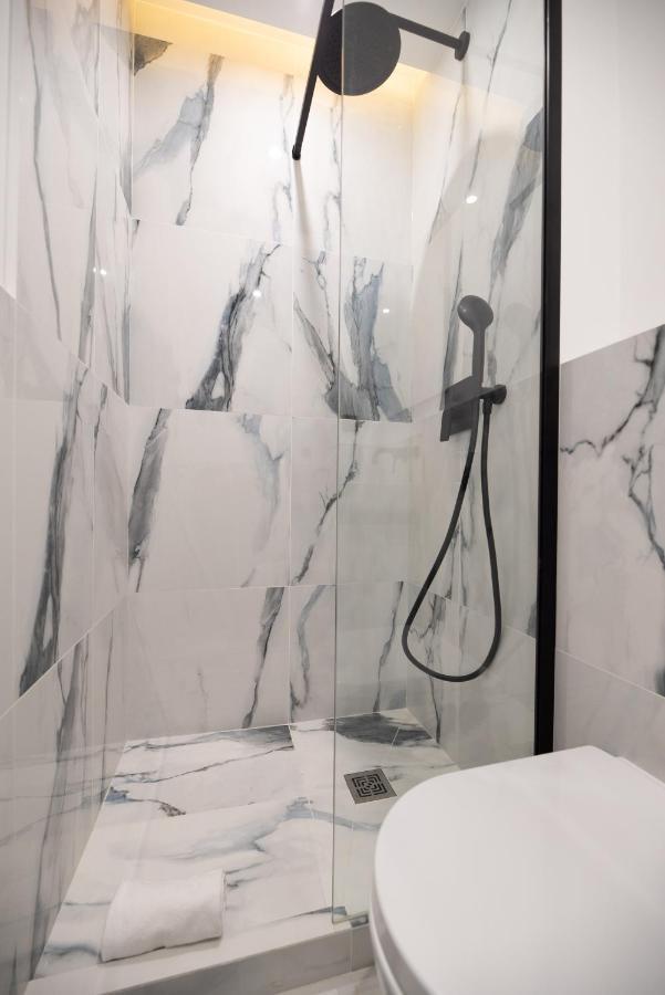 Mbm - Upper Marais Apartment Paris Bagian luar foto
